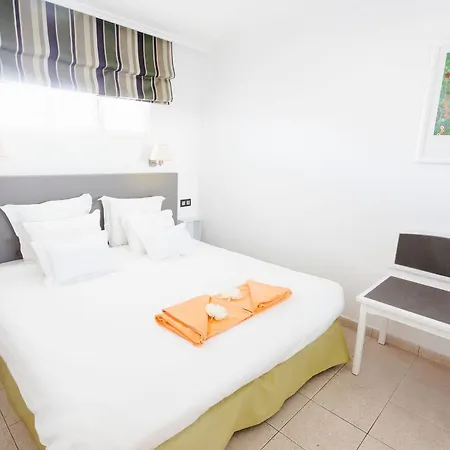Atlantic Sun - Gay Men Only Otel 3*